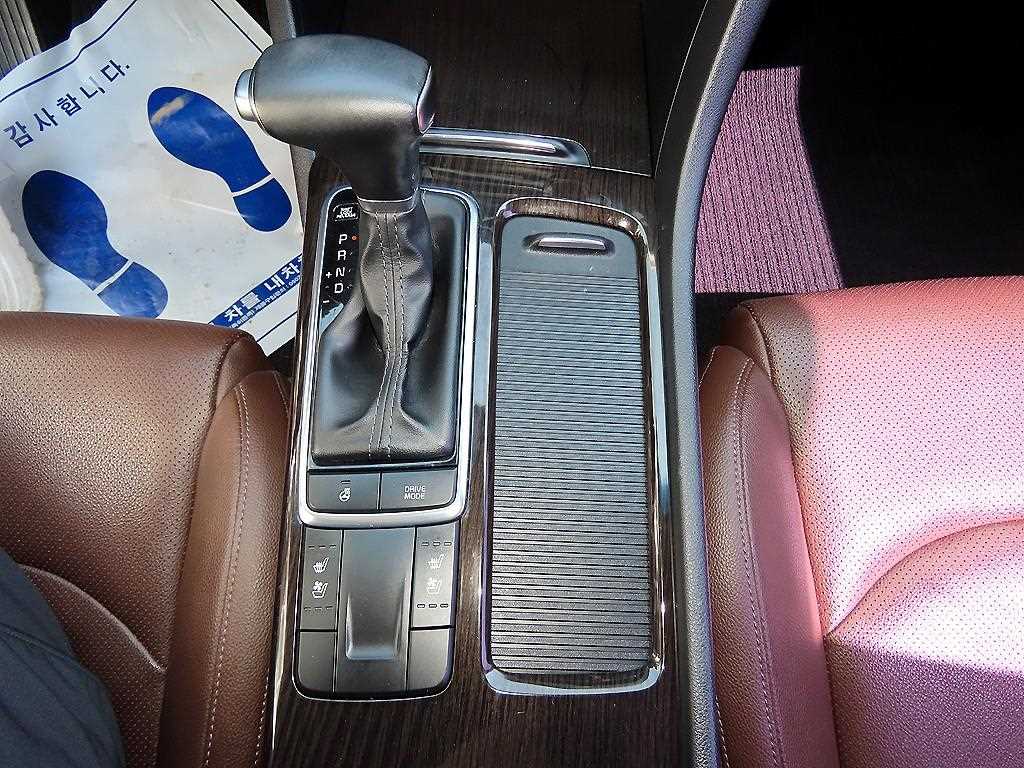 KIA K5 - Vista 10