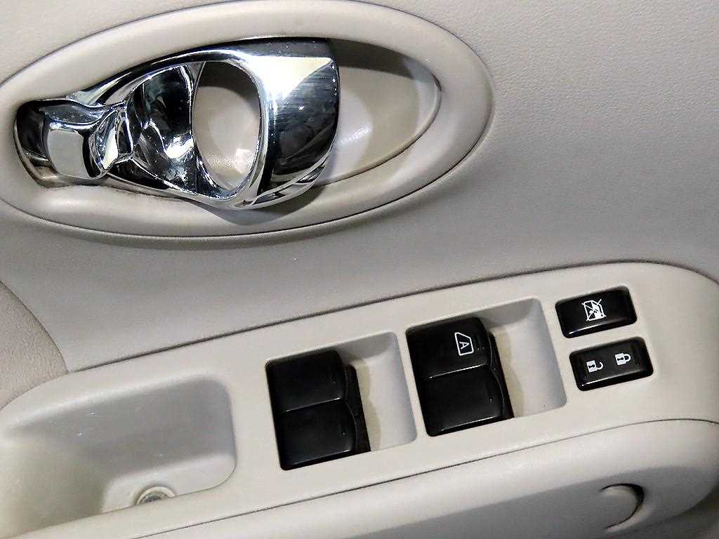 Nissan Cube 2013 the color of pearl - Importación desde Corea - HF Imports Iquique - Foto 13