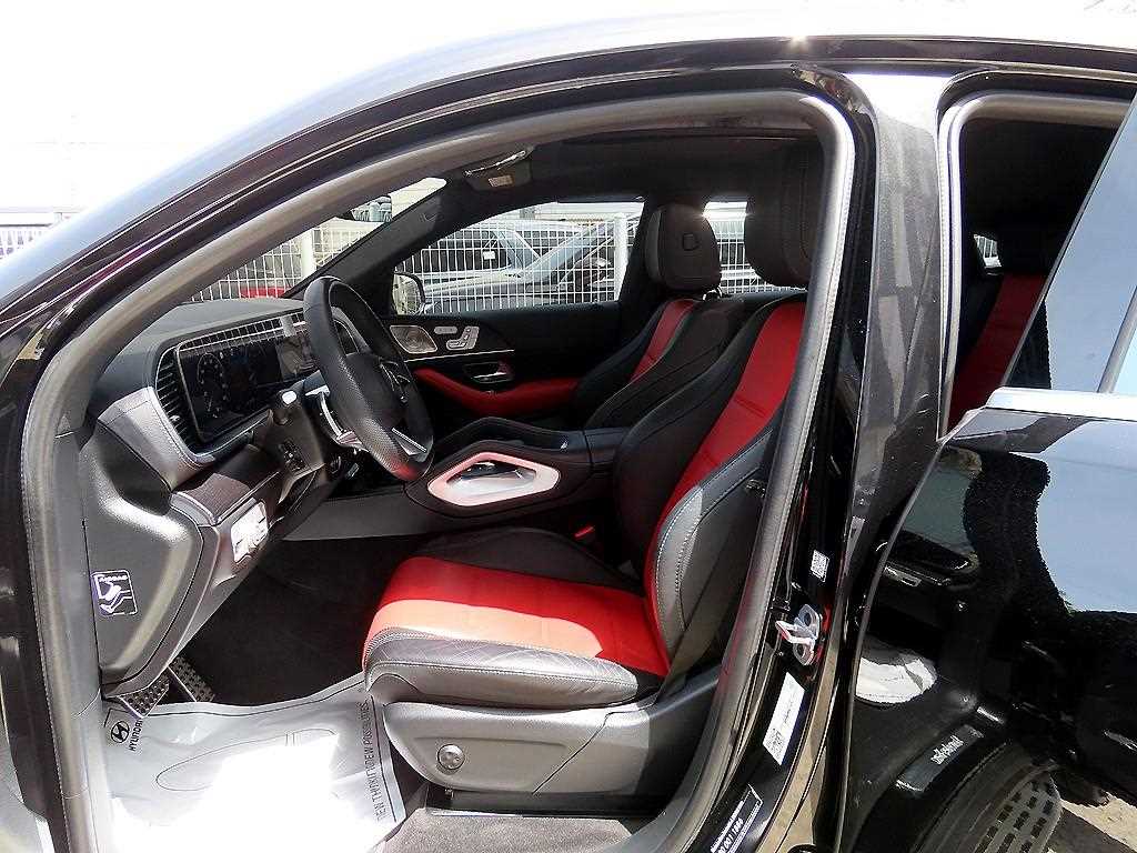 Mercedes Benz GLE Class - Vista 5