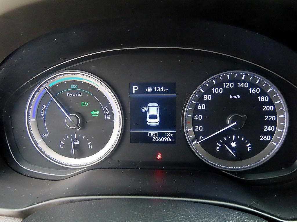 HYUNDAI Grandeur - Vista 9
