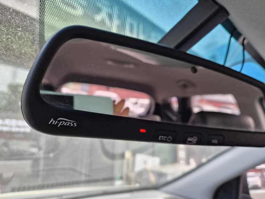 HYUNDAI Santa Fe - Vista 10