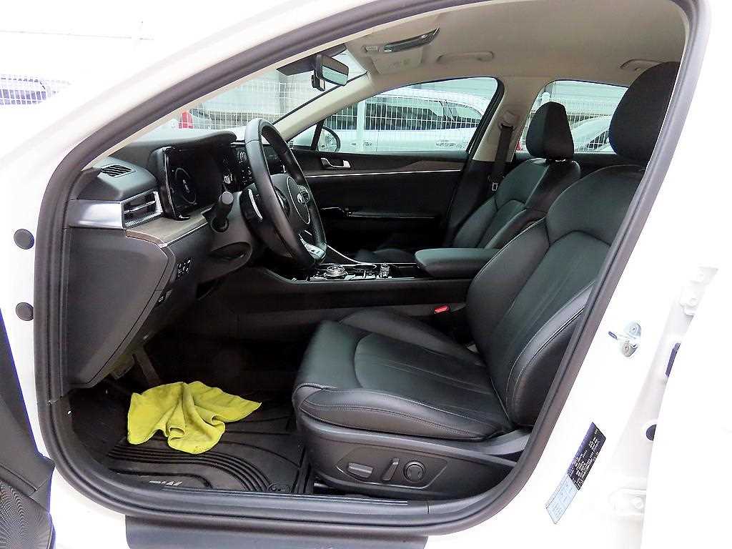KIA K5 - Vista 5