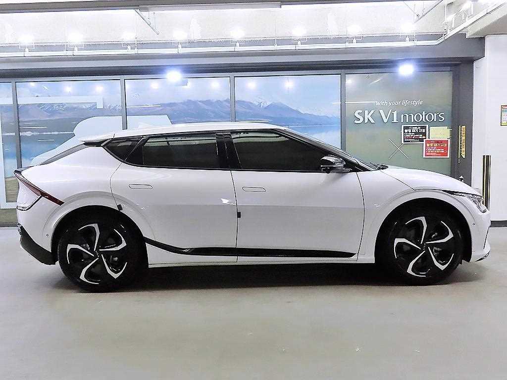 KIA EV6 - Vista 4