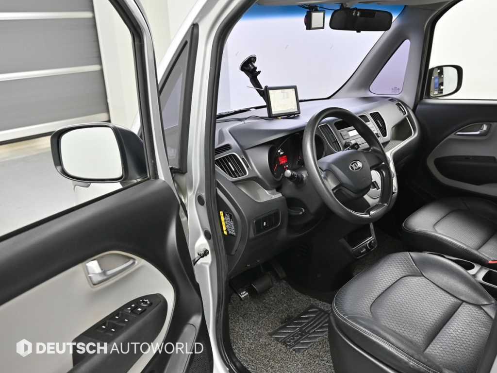 KIA Ray - Vista 11