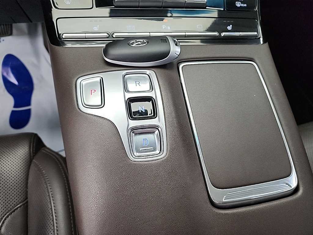 HYUNDAI Grandeur - Vista 8