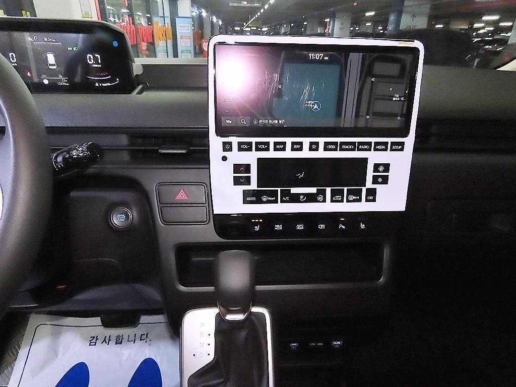 HYUNDAI Staria - Vista 11