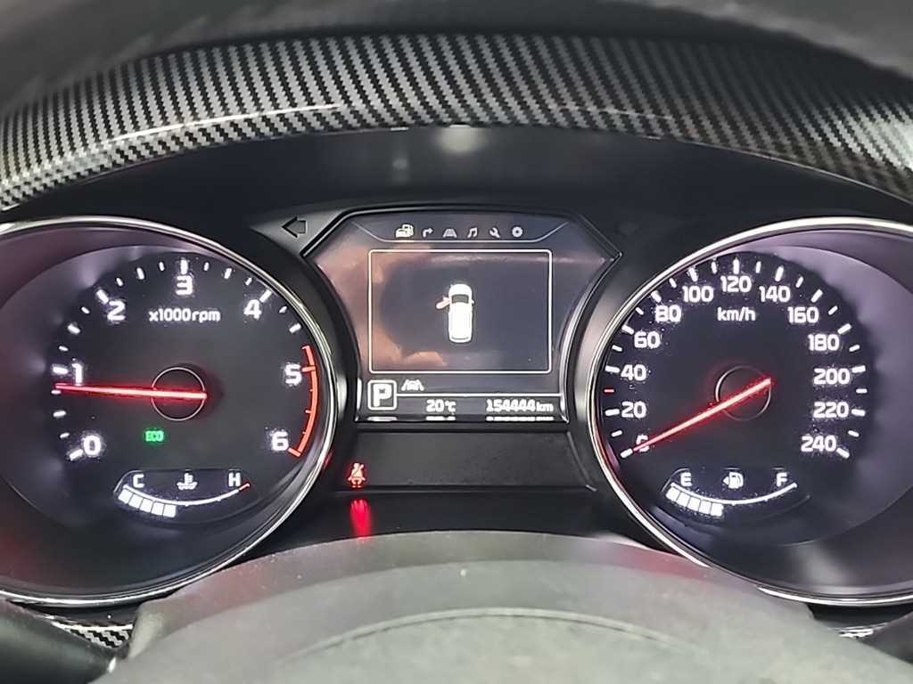KIA Carnival - Vista 7