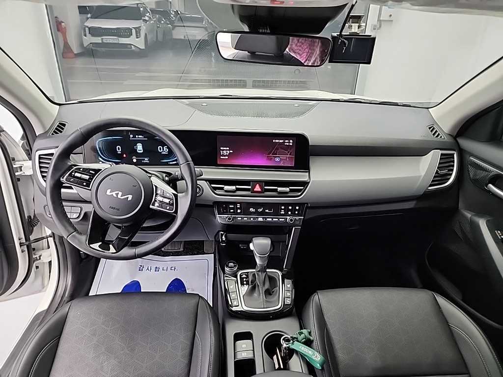 KIA Seltos - Vista 7