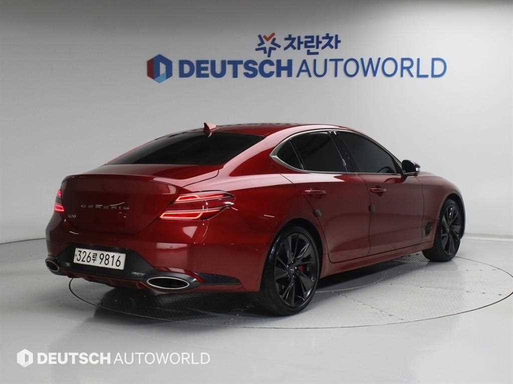 Genesis G70 - Vista 2