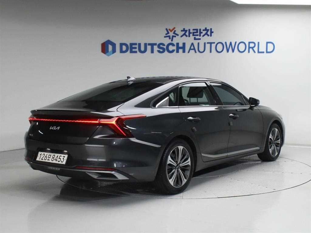 KIA K8 - Vista 2