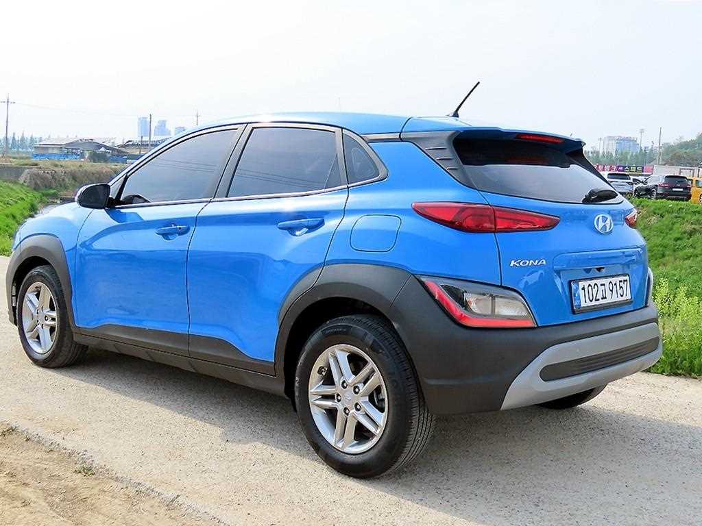 HYUNDAI Kona - Vista 3