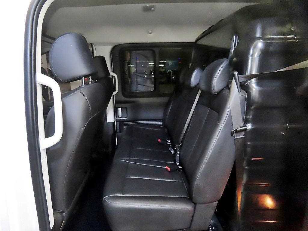 HYUNDAI Staria - Vista 7