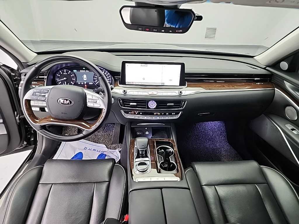 KIA K9 - Vista 7