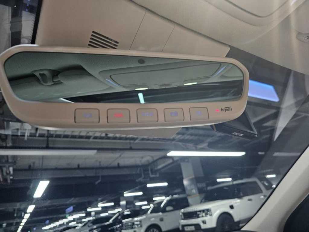Genesis G70 - Vista 12