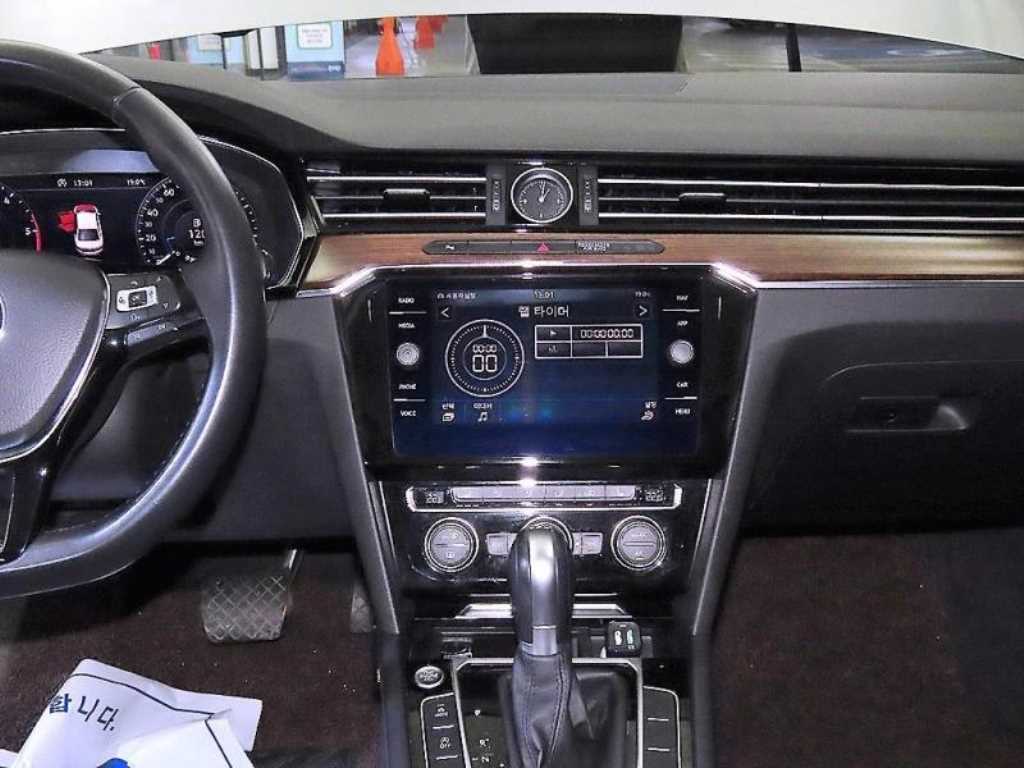 Volkswagen Passat - Vista 11
