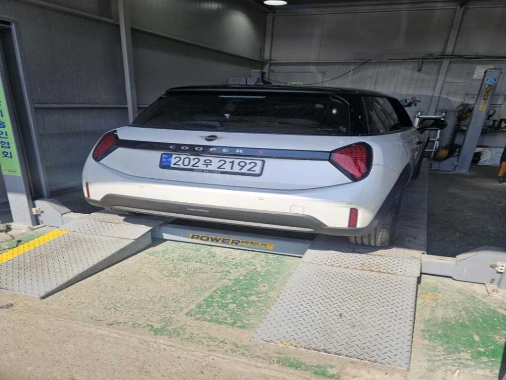 Mini Cooper - Vista 2