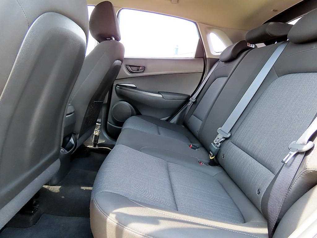 HYUNDAI Kona - Vista 6