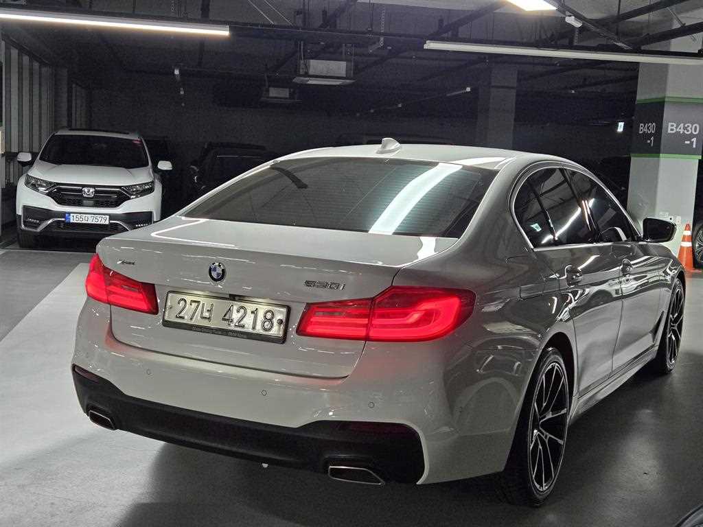 BMW 5 Series - Vista 3