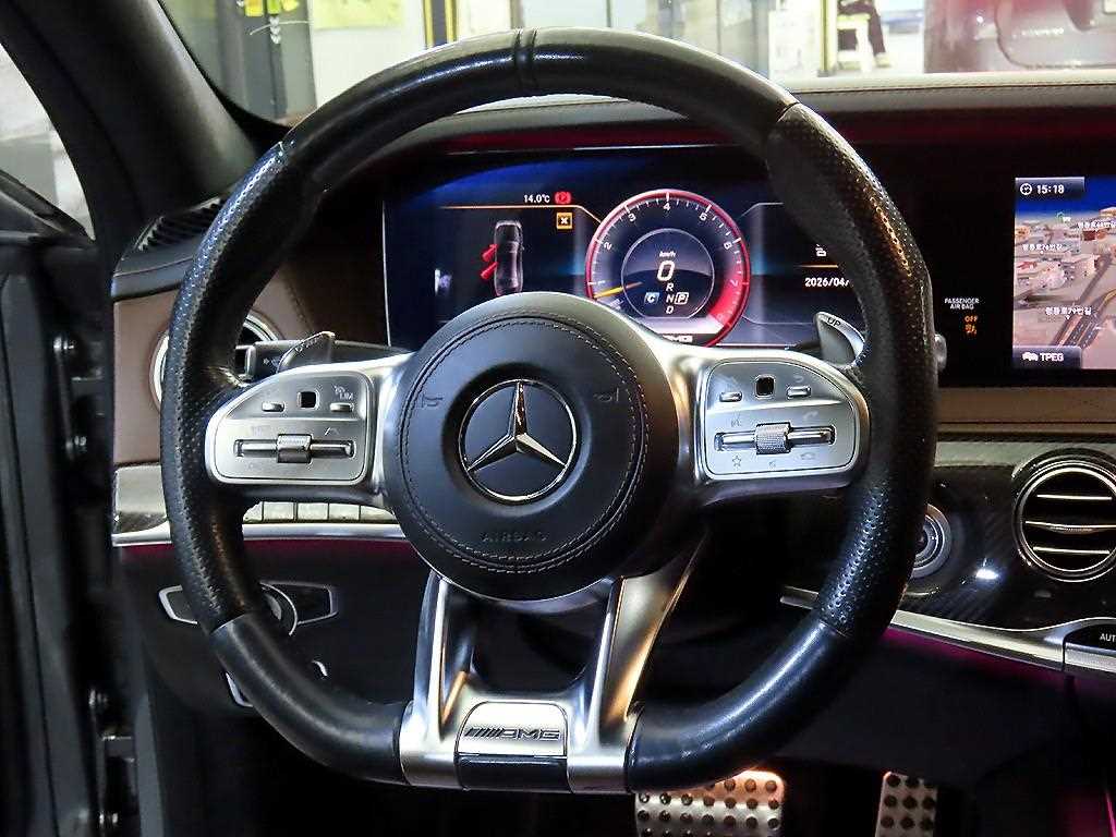 Mercedes Benz S Class - Vista 8