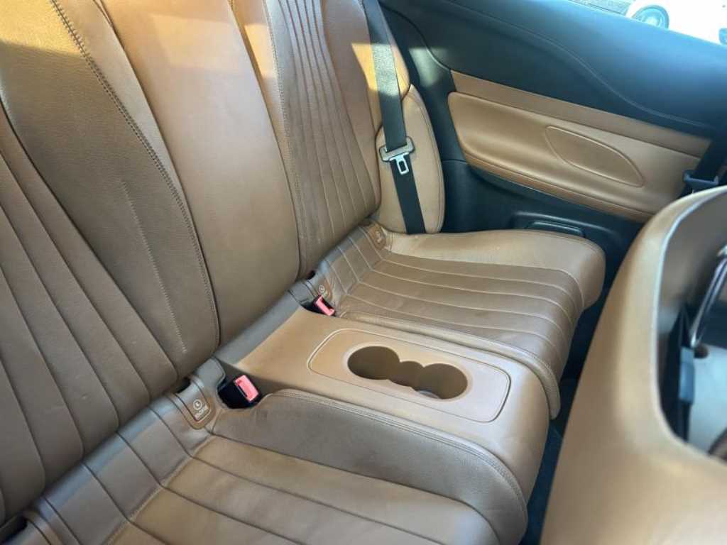 Mercedes Benz E class - Vista 11