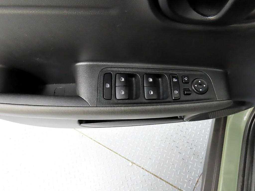 HYUNDAI Casper - Vista 11