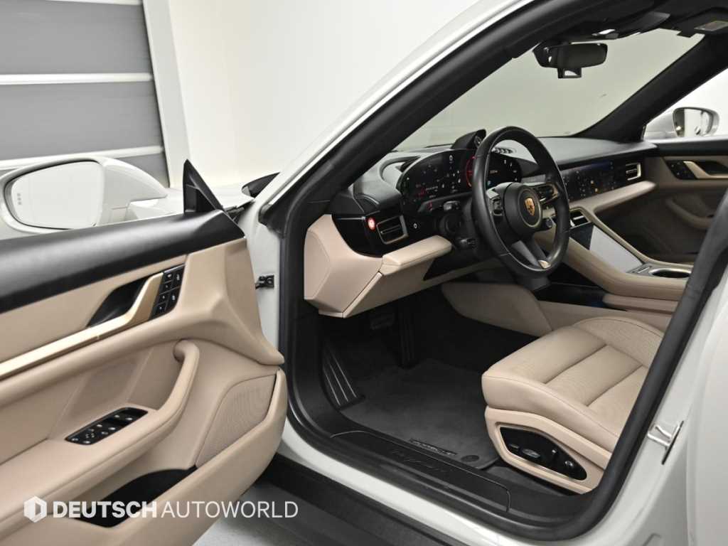 Porsche Taycan - Vista 11