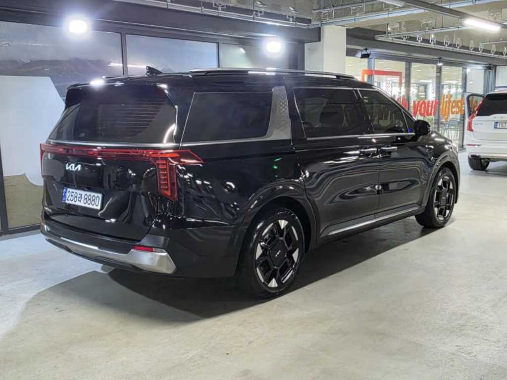 KIA Carnival - Vista 4