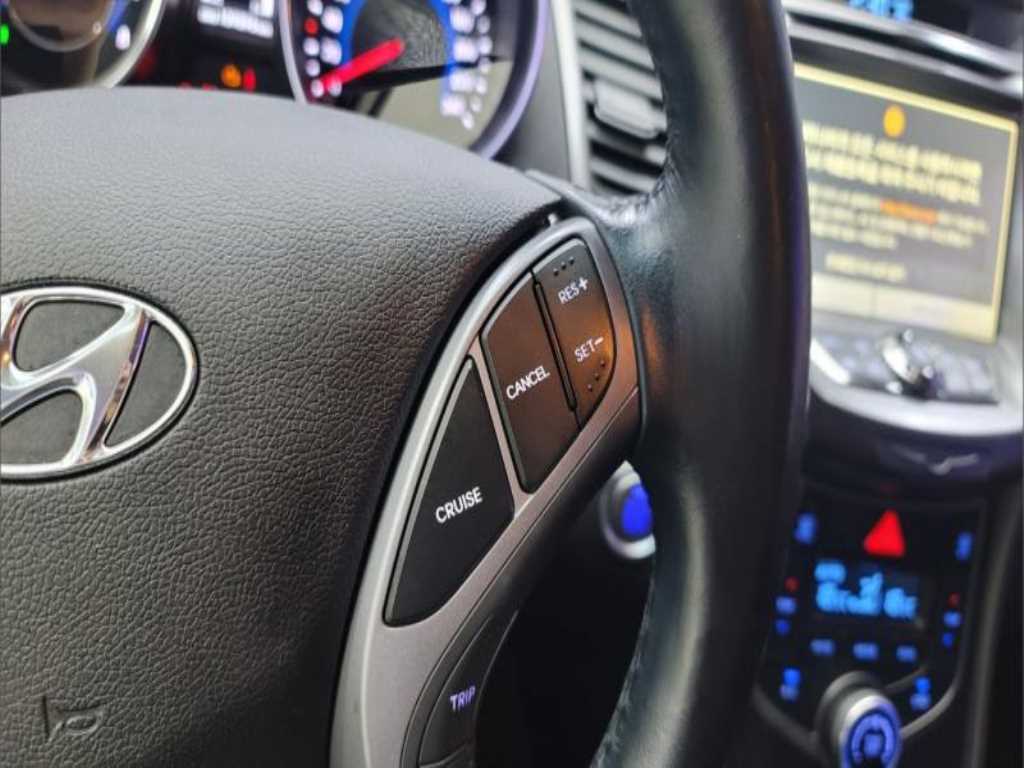 HYUNDAI Avante 2015 - Importación desde Corea - HF Imports Iquique - Foto 16