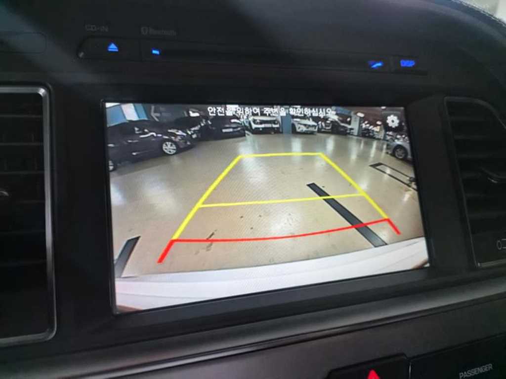 HYUNDAI Sonata - Vista 9