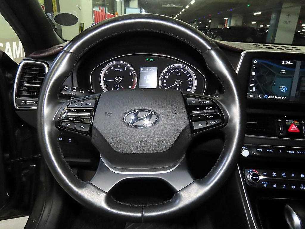 HYUNDAI Grandeur - Vista 8