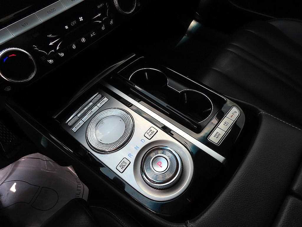 Genesis G80 - Vista 10