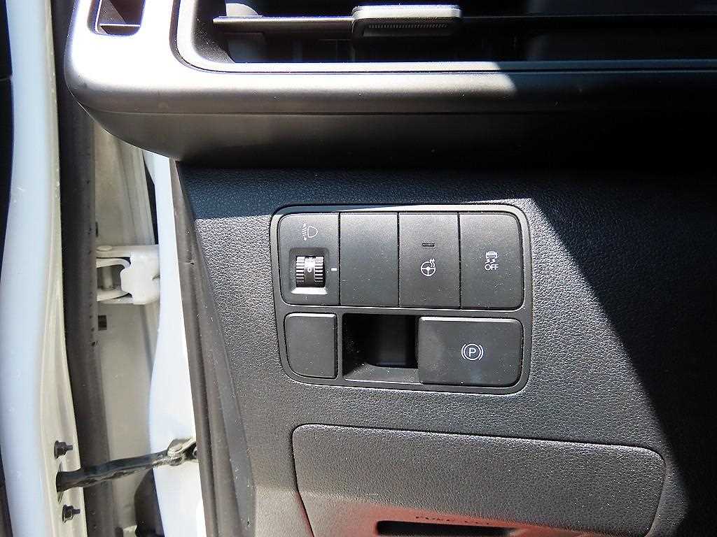 HYUNDAI Staria - Vista 12