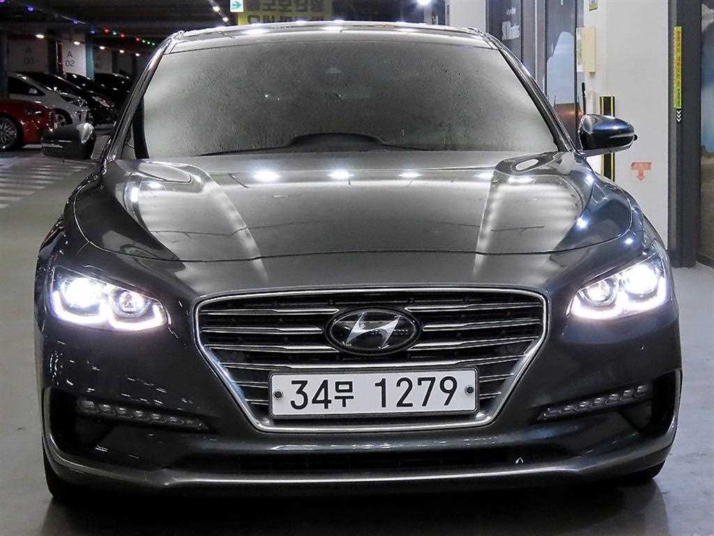 HYUNDAI Grandeur - Vista 2