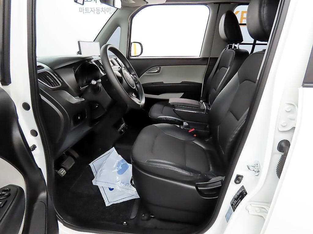 KIA Ray - Vista 5
