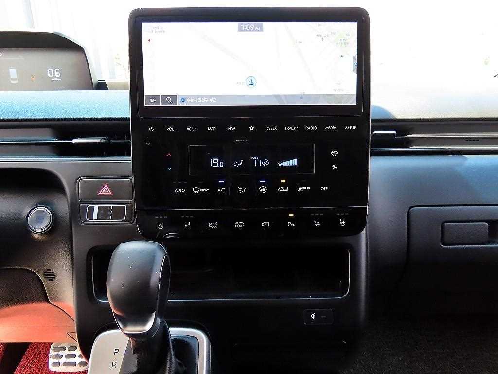 HYUNDAI Staria 2022 Blanco - Importación desde Corea - HF Imports Iquique - Foto 13