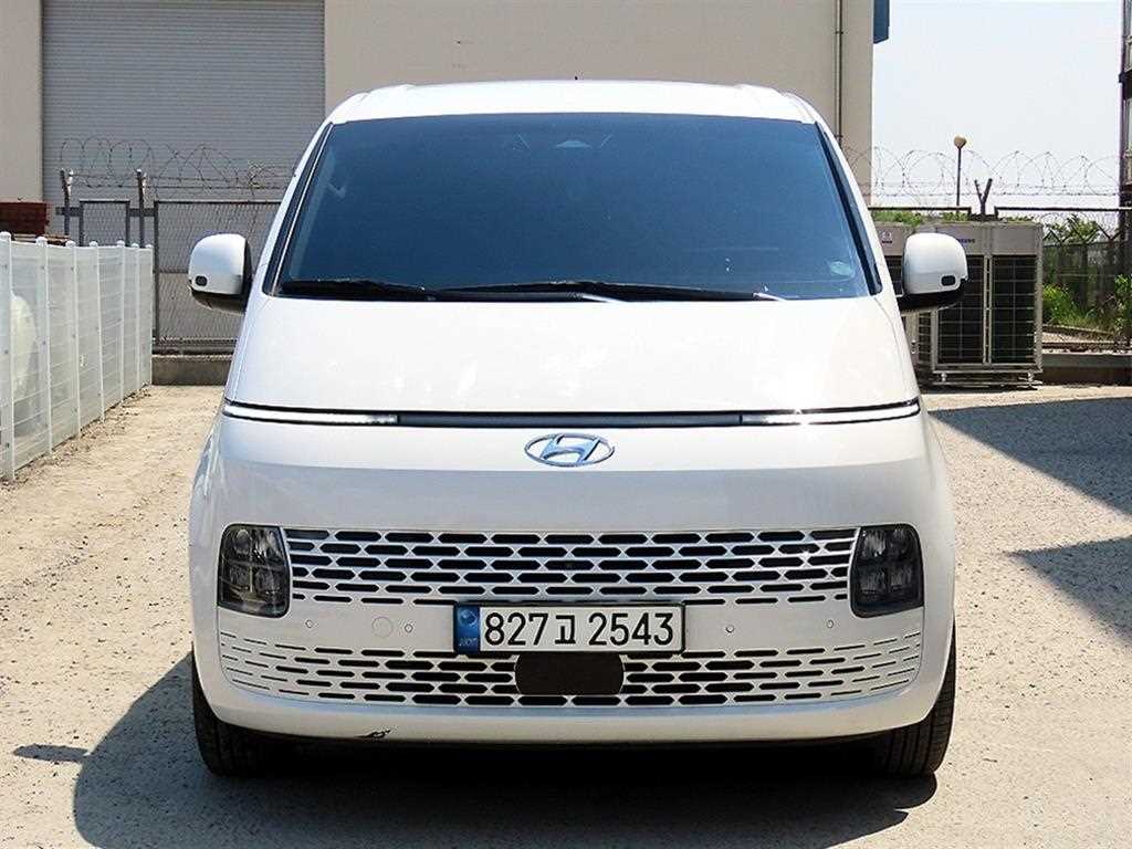 HYUNDAI Staria 2022 Blanco - Importación desde Corea - HF Imports Iquique - Foto 1