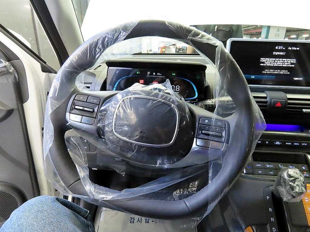 HYUNDAI Casper - Vista 8