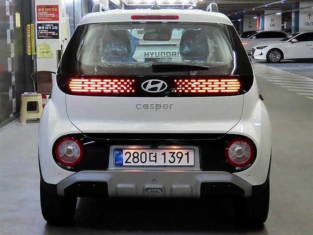 HYUNDAI Casper - Vista 5