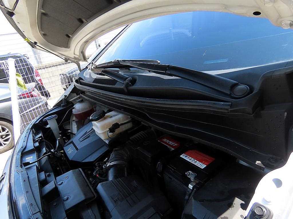 HYUNDAI Staria 2022 Blanco - Importación desde Corea - HF Imports Iquique - Foto 19