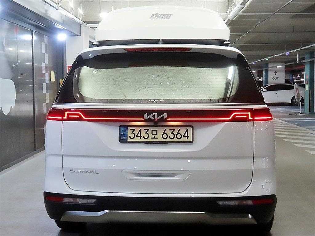 KIA Carnival - Vista 5