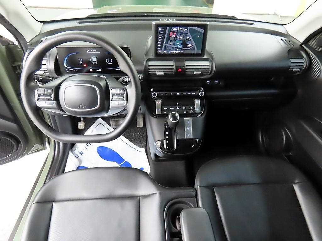 HYUNDAI Casper - Vista 7