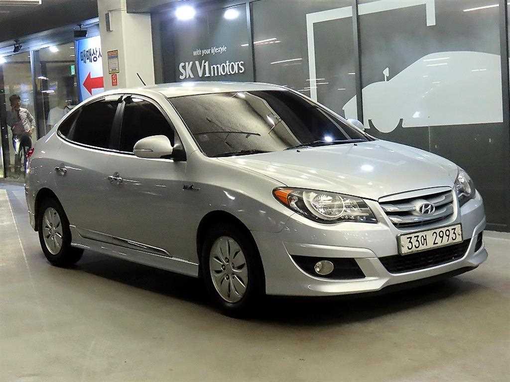 HYUNDAI Avante 2010 Gris - Importación desde Corea - HF Imports Iquique - Foto 1