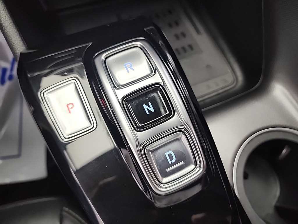 HYUNDAI Sonata - Vista 8