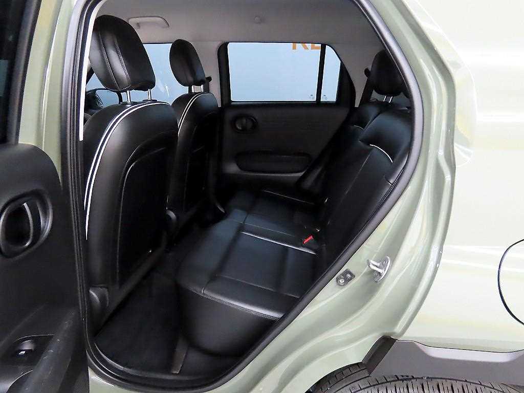 HYUNDAI Casper - Vista 6