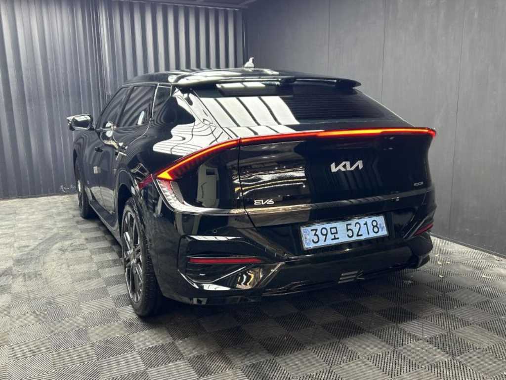 KIA EV6 - Vista 4