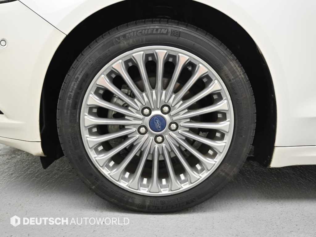 Ford Fusion - Vista 5