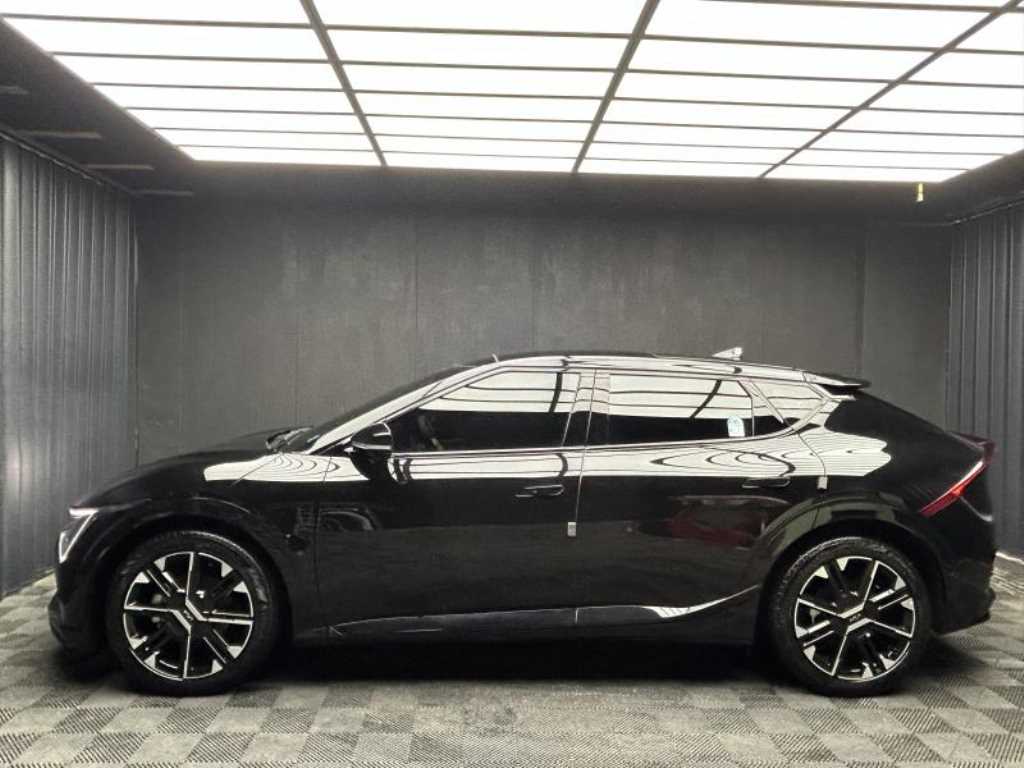 KIA EV6 - Vista 3