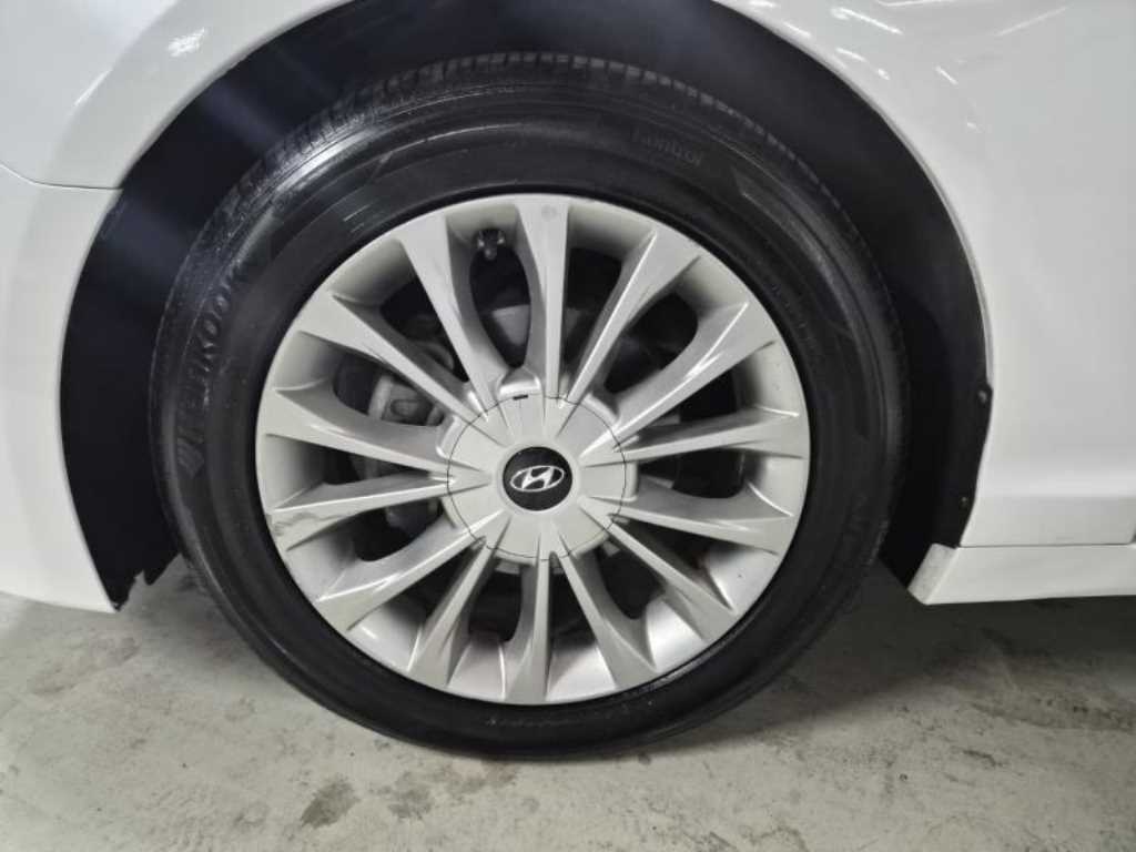 HYUNDAI Sonata 2015 Blanco - Importación desde Corea - HF Imports Iquique - Foto 19