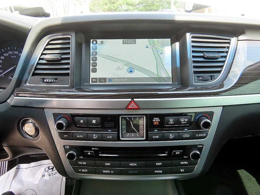 Genesis G80 2017 Plateado - Importación desde Corea - HF Imports Iquique - Foto 13