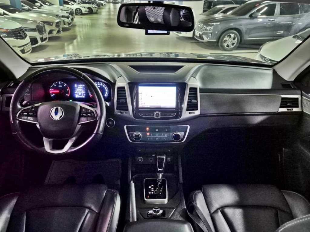 Ssangyong Rexton - Vista 10